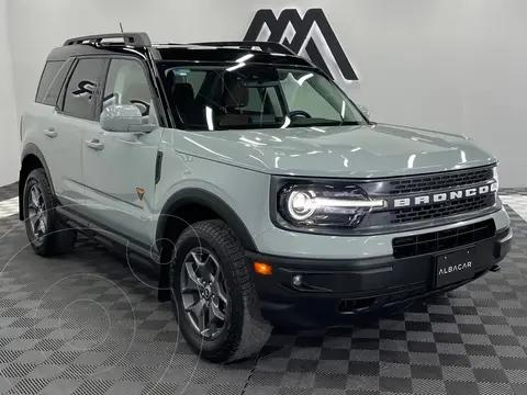 Ford Bronco Badlands 2 Puertas usado (2024) color Gris precio $679,999