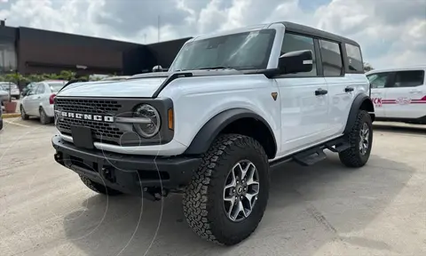 Ford Bronco BADLANDS usado (2023) color Blanco precio $1,370,000