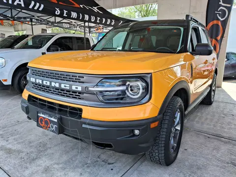 Ford Bronco Badlands 4 Puertas usado (2021) color Naranja financiado en mensualidades(enganche $134,888 mensualidades desde $10,315)
