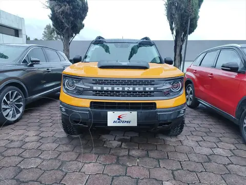 Ford Bronco Badlands 4 Puertas usado (2021) color Amarillo precio $679,000