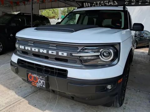Ford Bronco Badlands 2 Puertas usado (2022) color Blanco financiado en mensualidades(enganche $133,252 mensualidades desde $10,190)