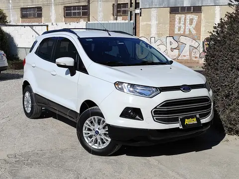 Ford EcoSport 1.6L SE usado (2015) color Blanco financiado en cuotas(anticipo $8.500.000)