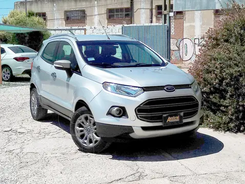 Ford EcoSport 1.6L Freestyle usado (2014) color Gris financiado en cuotas(anticipo $8.900.000)