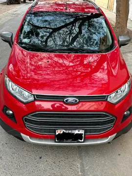 Ford Ecosport 1.6 Freestyle usado (2015) color Rojo precio $13,000