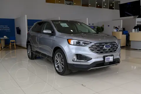 Ford Edge Titanium usado (2024) color Plata Estelar precio $620,000