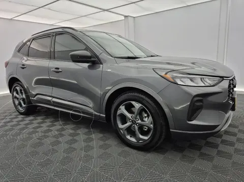 Ford Escape Hibrida ST-Line 4x2 usado (2023) color Gris precio $128.000.000