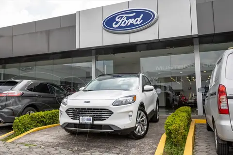 Ford Escape Hibrida TITANIUM HEV usado (2022) color Blanco precio $586,000