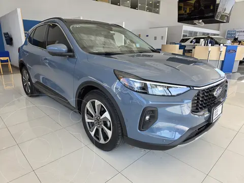 Ford Escape Hibrida Platinum usado (2024) color Azul Electrico financiado en mensualidades(enganche $170,211 mensualidades desde $12,510)