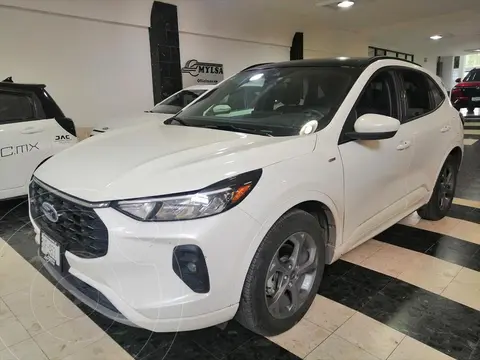 Ford Escape Hibrida 2.5 ST-LINE AT usado (2023) color Blanco precio $585,000