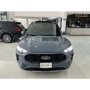 Ford Escape Hibrida ST Line Select usado (2024) color Azul Marino precio $555,000