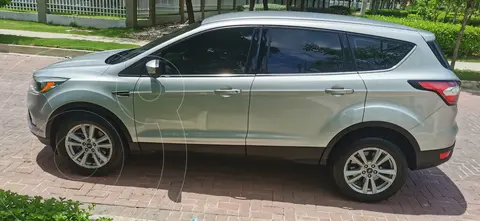 Ford Escape  2.0L SE 4x2 usado (2017) color Plata precio $77.000.000