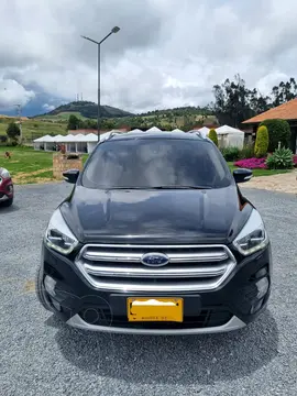 Ford Escape  2.0L Titanium 4x4 usado (2018) color Negro precio $85.000.000