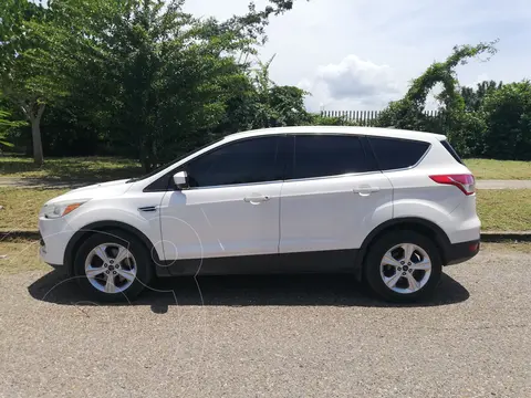 Ford Escape  2.0L SE 4x2 usado (2015) color Blanco precio $50.000.000