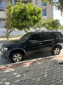 Ford Escape  3.0L XLT 4x4 usado (2007) color Negro precio $23.000.000