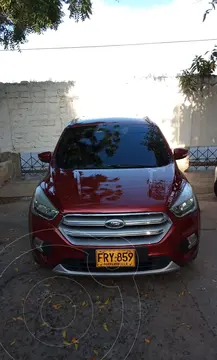 Ford Escape  2.0L SE 4x2 usado (2019) color Rojo Rubi precio $75.300.000