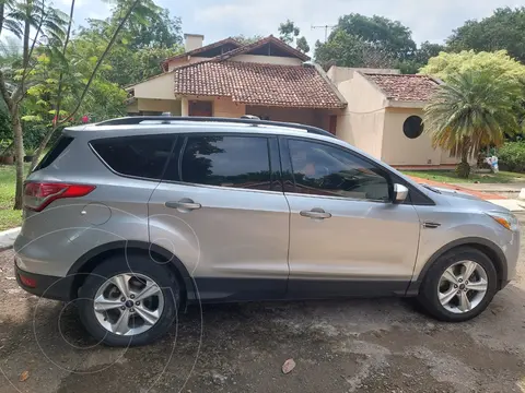 Ford Escape  2.0L SE 4x2 usado (2015) color Plata precio $51.500.000