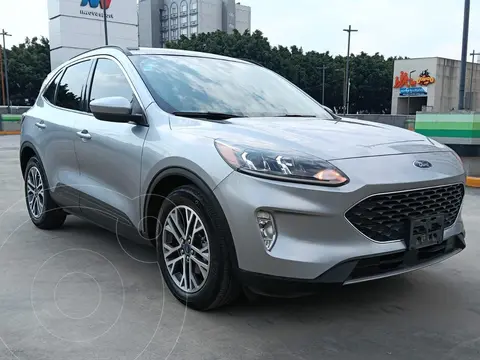 Ford Escape Trend Advance usado (2022) color plateado precio $440,000