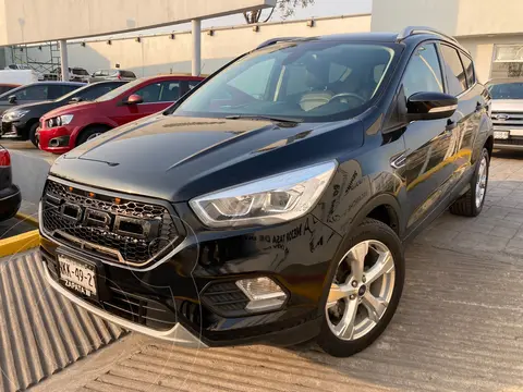 Ford Escape Trend Advance usado (2019) color Negro financiado en mensualidades(enganche $105,000 mensualidades desde $10,605)