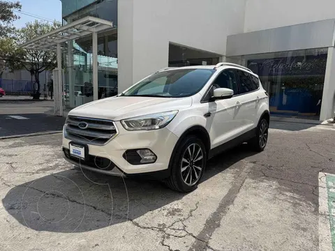 Ford Escape Titanium EcoBoost usado (2018) color Blanco financiado en mensualidades(enganche $87,881 mensualidades desde $9,352)