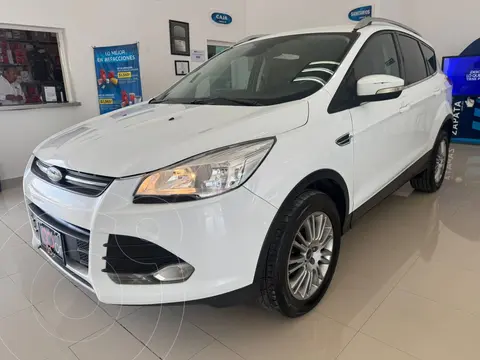 Ford Escape Trend Advance usado (2016) color Blanco precio $220,000