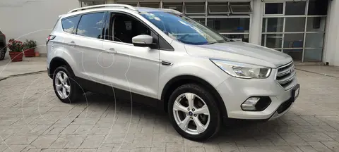 Ford Escape Trend Advance EcoBoost usado (2018) color Plata Estelar financiado en mensualidades(enganche $73,837 mensualidades desde $8,539)