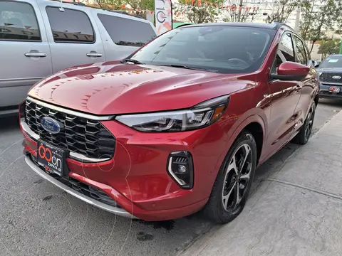 Ford Escape Titanium EcoBoost usado (2023) color Rojo precio $605,000