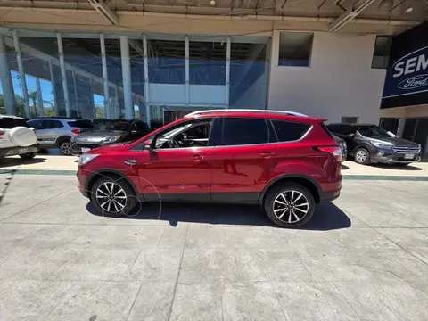 Ford Escape Titanium EcoBoost usado (2018) color Rojo precio $298,000