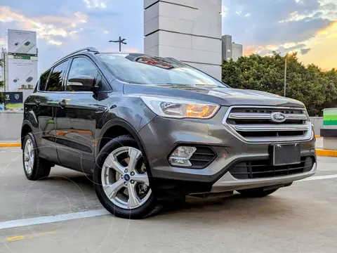 Ford Escape Trend Advance usado (2018) color Gris precio $295,000