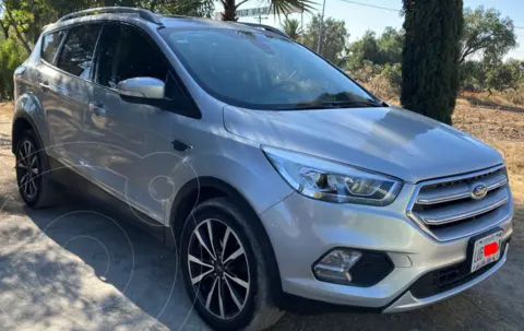 Ford Escape Titanium EcoBoost usado (2018) color Gris precio $290,000