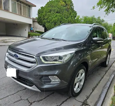 Ford Escape Trend Advance EcoBoost usado (2019) color Gris Nocturno financiado en mensualidades(enganche $50,000)