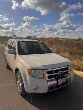 Ford Escape XLS Aut usado (2011) color Blanco precio $135,000