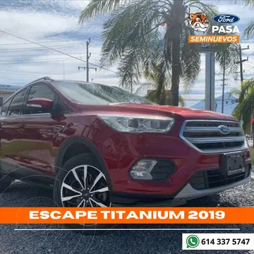 foto Ford Escape Titanium EcoBoost usado (2019) color Rojo precio $302,000