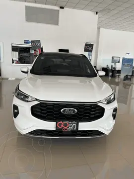 Ford Escape ST LINE usado (2024) color FORAZBLANCO METALICO precio $546,000
