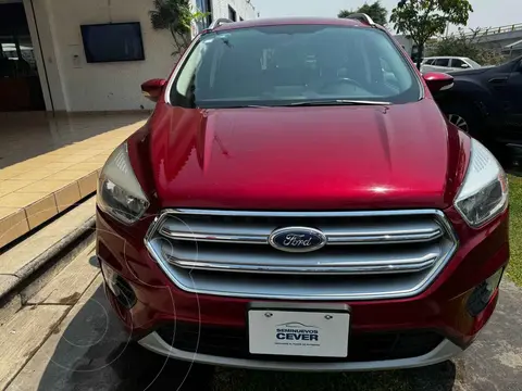 Ford Escape Trend Advance EcoBoost usado (2017) color Rojo financiado en mensualidades(enganche $57,600 mensualidades desde $8,400)