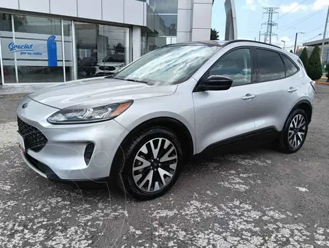 Ford Escape SE usado (2020) color Plata financiado en mensualidades(enganche $80,640 mensualidades desde $8,798)