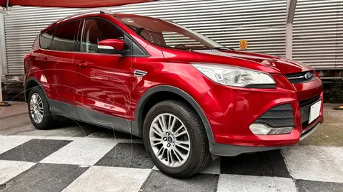 Ford Escape Trend Advance usado (2016) color Rojo precio $180,000