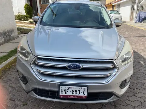 Ford Escape Titanium usado (2017) color Plata precio $315,000