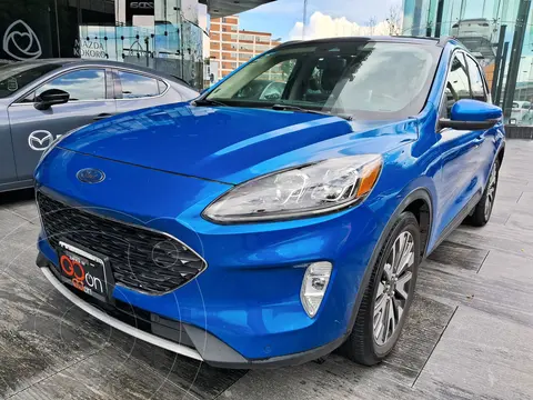 Ford Escape Titanium EcoBoost usado (2020) color Azul financiado en mensualidades(enganche $111,452 mensualidades desde $8,523)