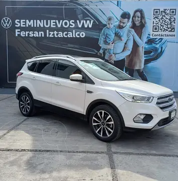 Ford Escape Titanium usado (2018) color Blanco Platinado precio $349,999