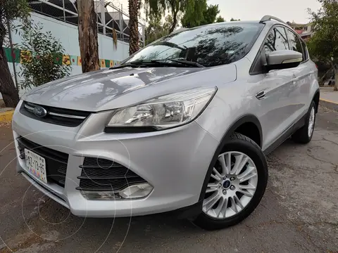 Ford Escape Trend Advance usado (2016) color Plata precio $227,000