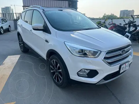 Ford Escape Titanium EcoBoost usado (2019) color Blanco precio $498,000