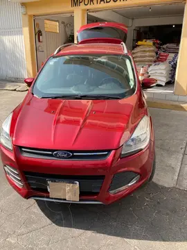 Ford Escape Trend Advance usado (2016) color Rojo Rubi precio $250,000