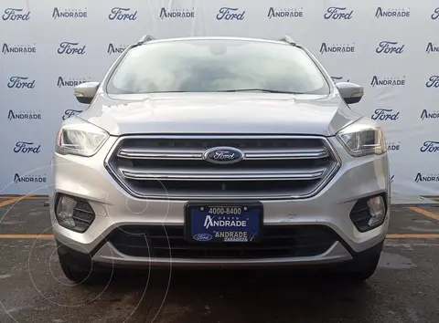 Ford Escape Titanium EcoBoost usado (2017) color Gris financiado en mensualidades(enganche $62,040 mensualidades desde $7,036)