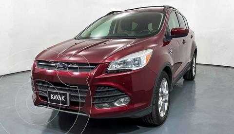 foto Ford Escape SE Plus usado (2013) color Rojo precio $204,999
