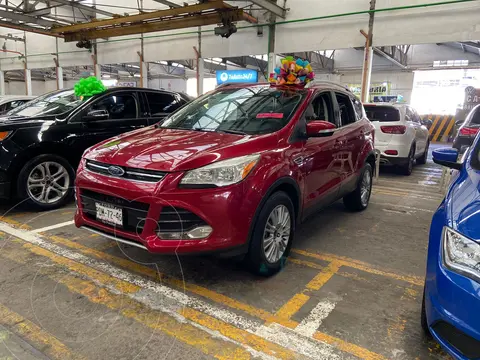 Ford Escape Trend Advance EcoBoost usado (2016) color Rojo Rubi financiado en mensualidades(enganche $91,000 mensualidades desde $8,000)