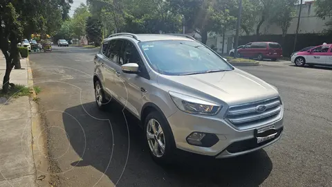 Ford Escape Trend Advance EcoBoost usado (2018) color Plata precio $275,000
