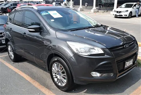 Ford Escape Trend Advance usado (2016) color Plata precio $189,900