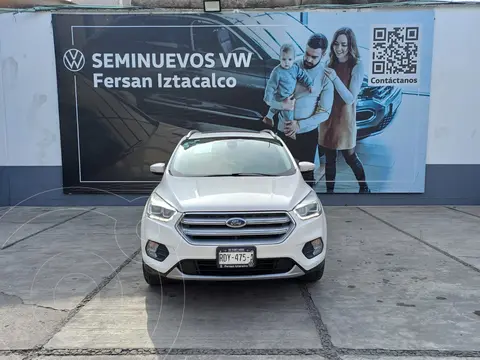 Ford Escape Titanium usado (2018) color Blanco Platinado financiado en mensualidades(enganche $80,000 mensualidades desde $9,550)