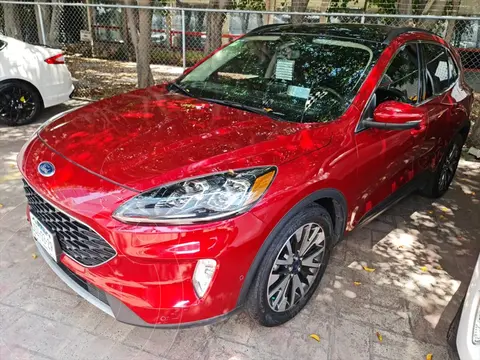 Ford Escape Titanium EcoBoost usado (2020) color Rojo precio $529,000