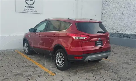 Ford Escape Trend Advance EcoBoost usado (2016) color Rojo precio $240,900